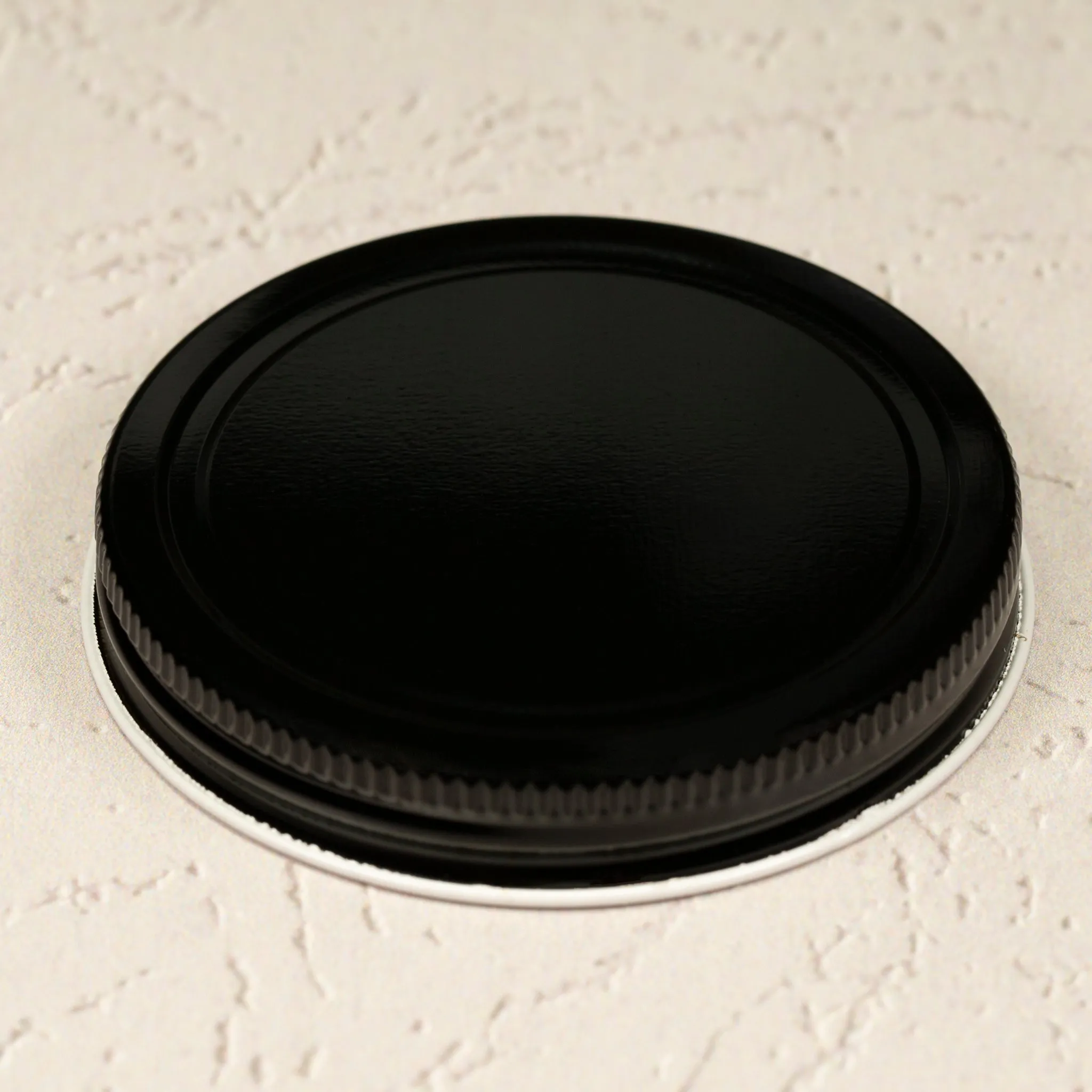 70-400 Black Metal Cap with Plastisol Liner