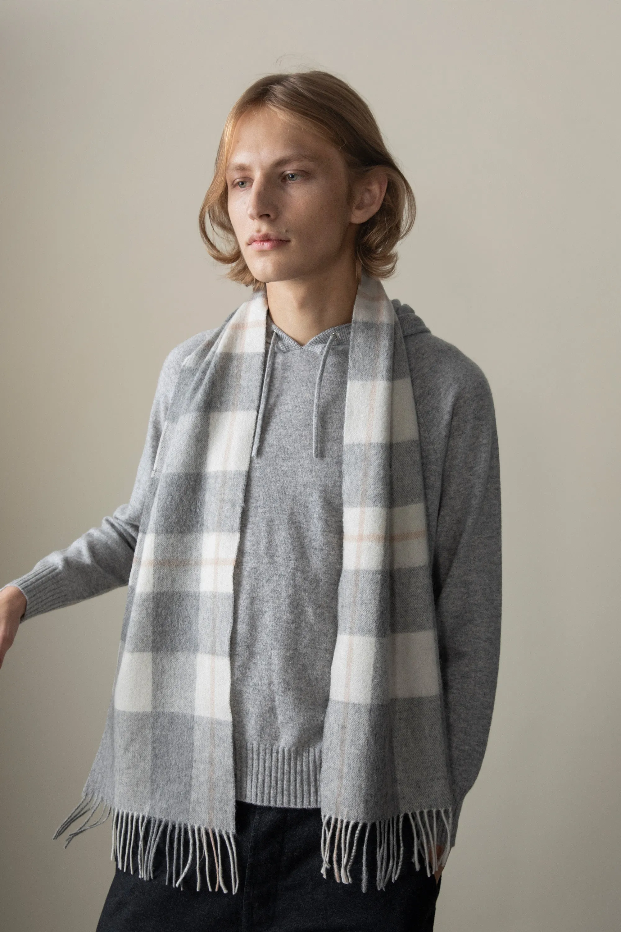 Contemporary Check Lambswool Scarf - Grey