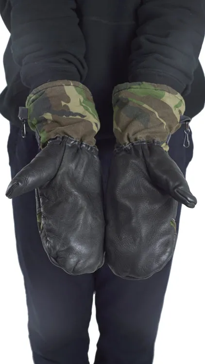 Dutch Army - DPM Woodland Camo - Fur lined Mittens